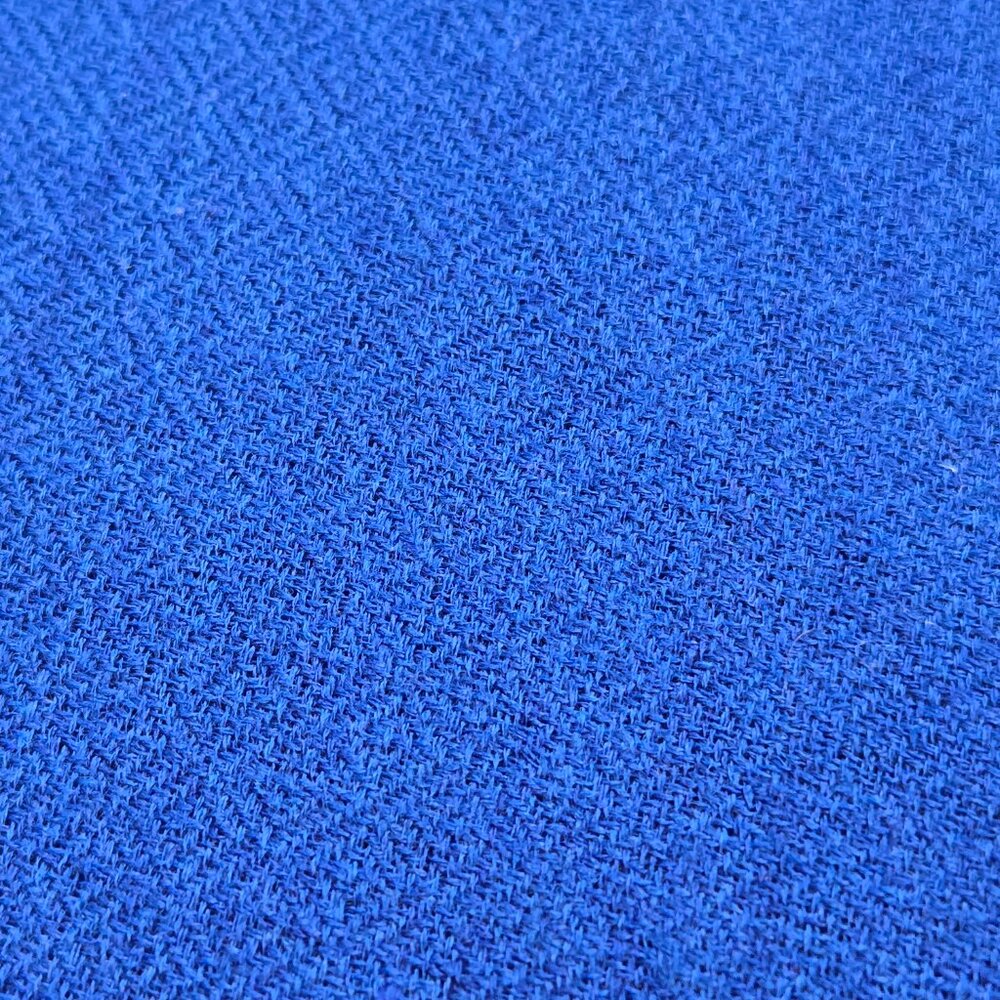 NWOT Royal Blue Cashmere Woven Scarf Lightweight Perfect - Picture 6 of 6